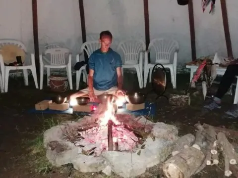 Chez grand ours chaman cluny