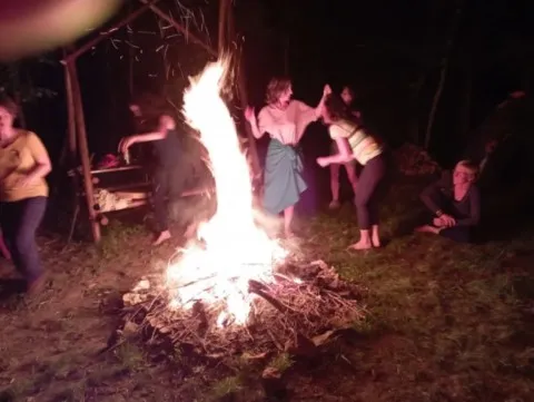 activité chamanique avec grand ours chaman