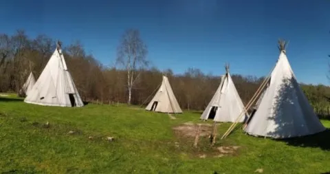 Des Tipis à St Martin la Patrouille 71