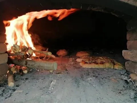 Chez grand ours chaman cluny